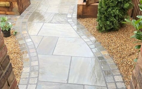 Kandla Grey Sandstone Cobble Setts 