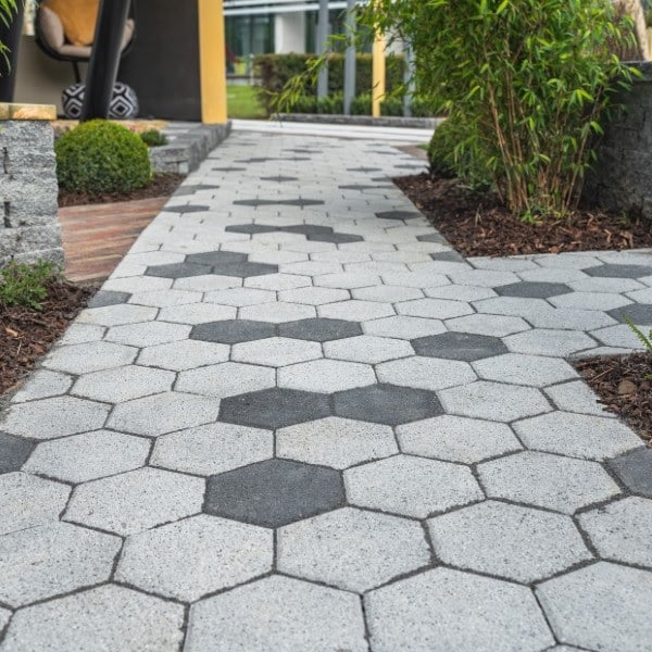 Driveway Design Ideas (Low Maintenance Option) Hexo Granite Effect Concrete Block Paving