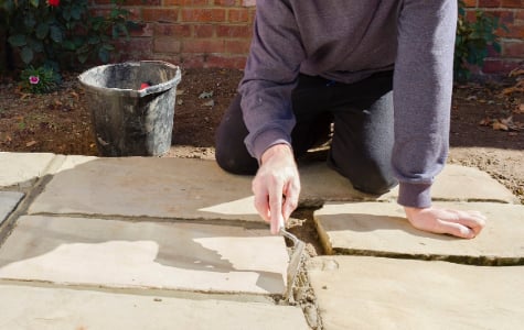 Jointing Sandstone Paving Slabs